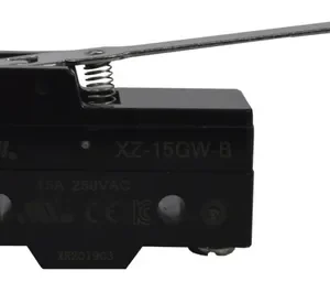 MICROSWITCH INDUSTRIAL DE PALANCA CORTA 4CM 15A-125V